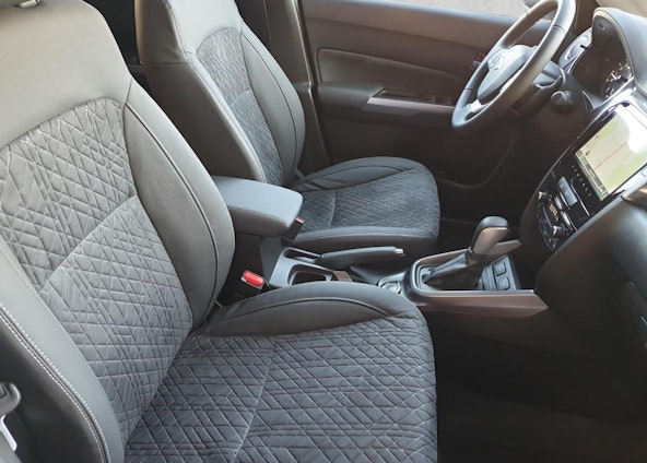 Vehicle image 15 Vehicle image 15