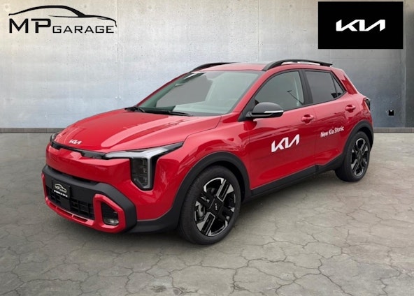 First vehicle image First vehicle image