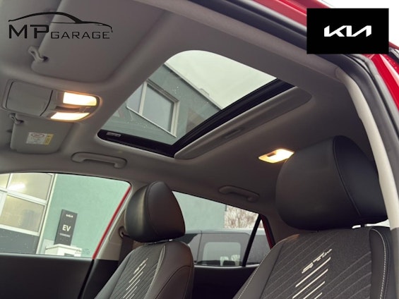 Vehicle image 12 Vehicle image 12