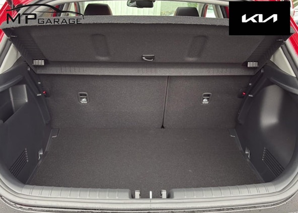 Vehicle image 14 Vehicle image 14