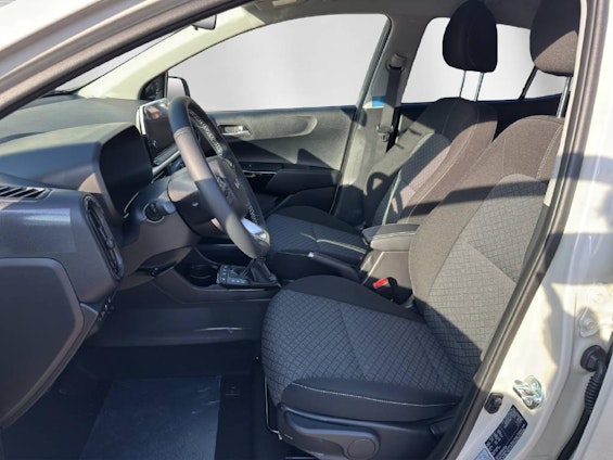 Vehicle image 3 Vehicle image 3