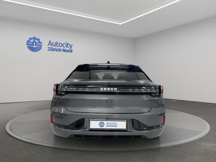 Vehicle image ZEEKR 001