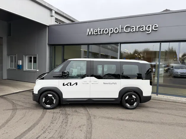 Kia PV5 Passenger 71.2 kWh Plus