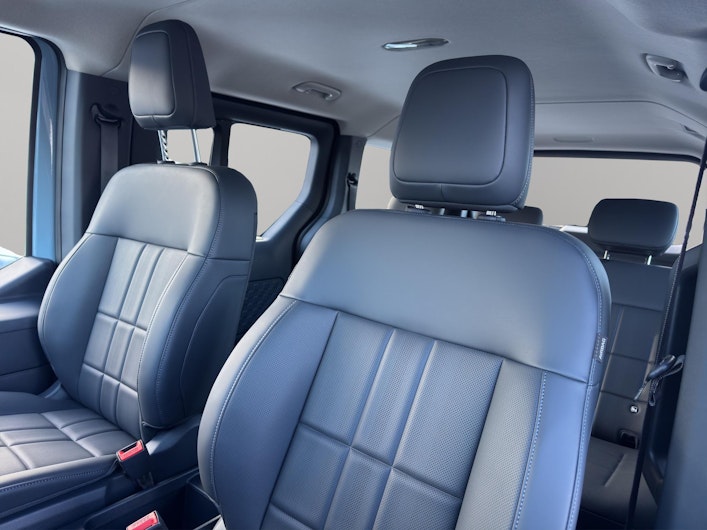 Vehicle image KIA PV5