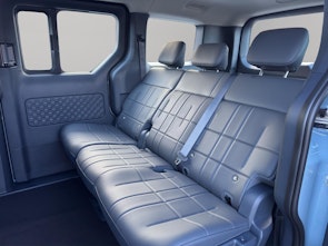 Vehicle image KIA PV5 Passenger 71.2 kWh Elite