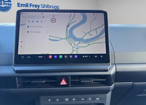 Vehicle image 4 Vehicle image 4