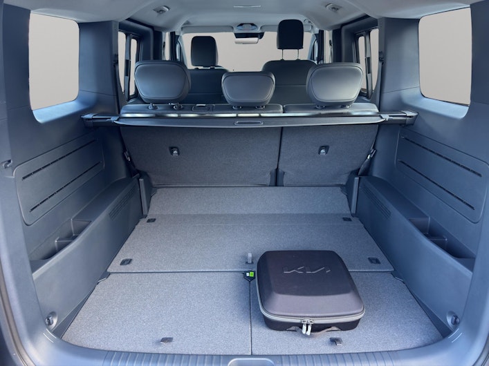 Vehicle image KIA PV5