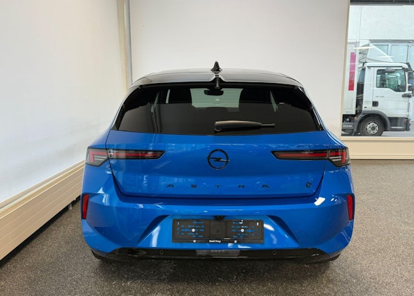 Vehicle image 5 Vehicle image 5