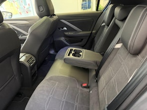 Vehicle image OPEL Astra-e Swiss Plus