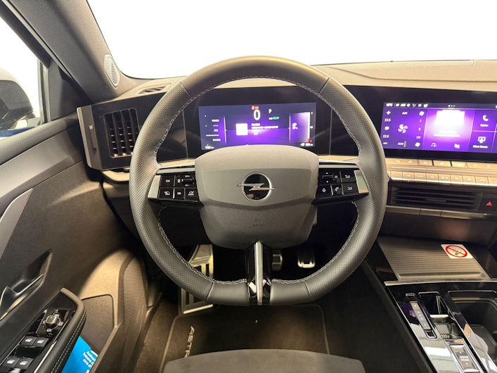 Vehicle image OPEL ASTRA