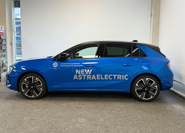 Vehicle image 2 Vehicle image 2