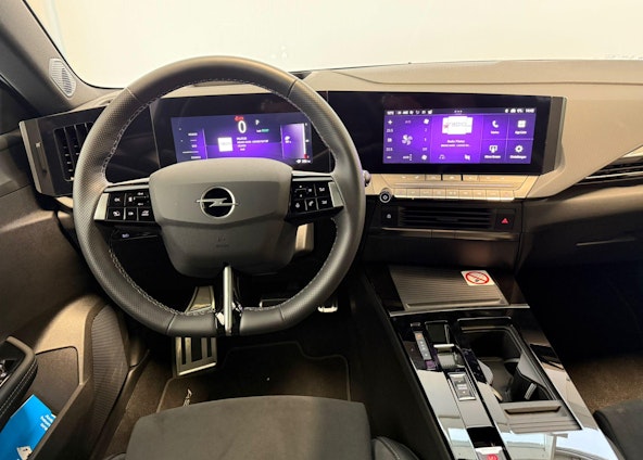 Vehicle image 8 Vehicle image 8