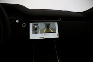 Fahrzeugbild LAND ROVER Range Rover Evoque 1.5 T 270e Dynamic SE