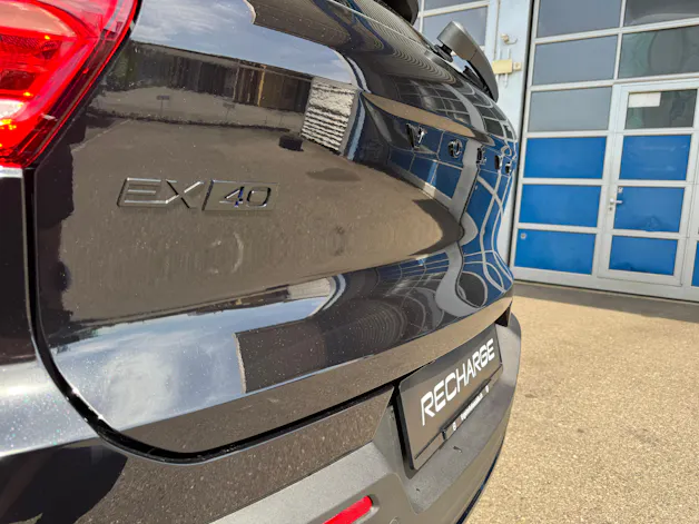 Volvo EX40 Twin Black Edition AWD