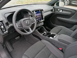 Volvo EX40 Twin Black Edition AWD