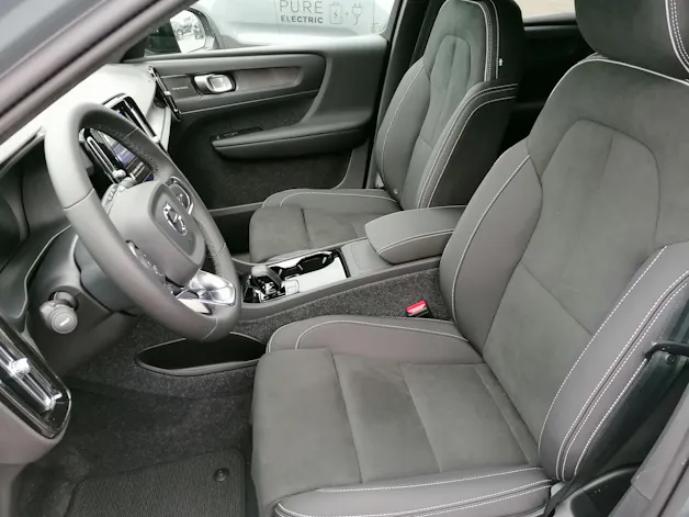 Volvo EX40 Twin Black Edition AWD