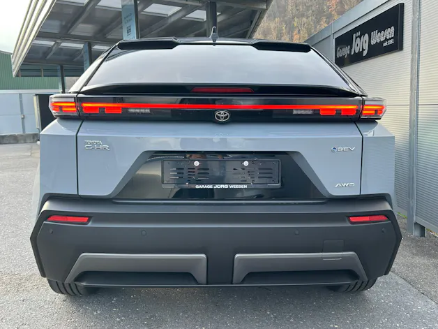 Toyota C-HR+ Premium AWD