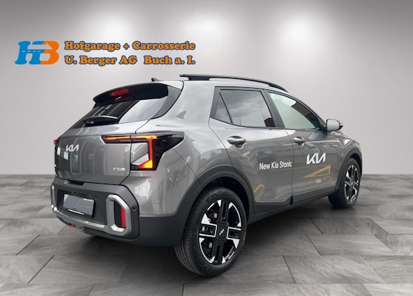 Vehicle image 5 Vehicle image 5