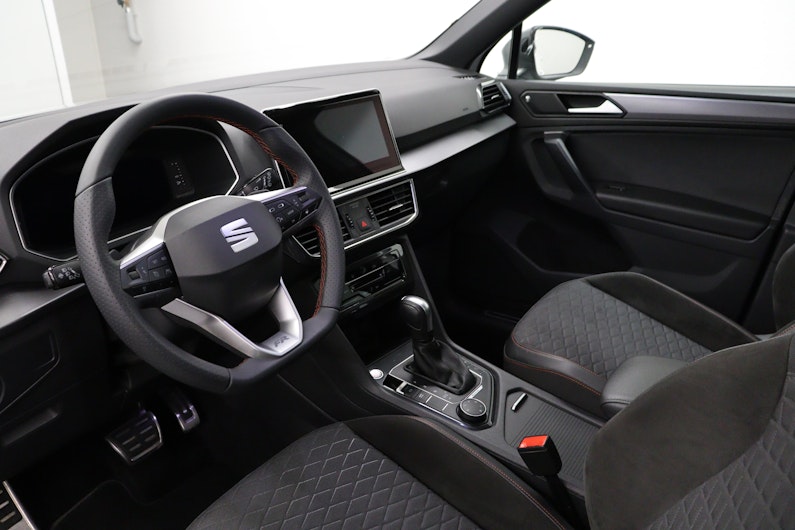 Vehicle image SEAT TARRACO
