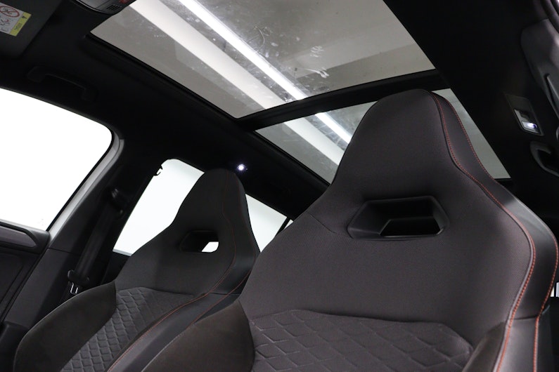 Vehicle image SEAT TARRACO