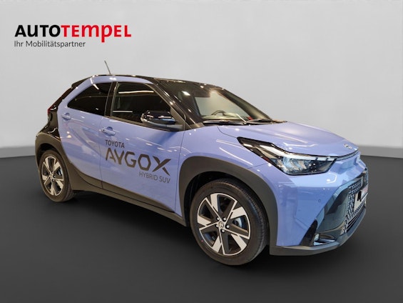 Vehicle image 2 Vehicle image 2