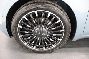 Vehicle image FIAT 500 La Prima 3+1