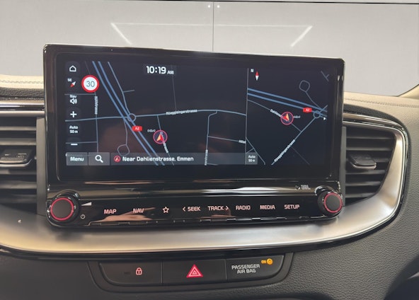 Vehicle image 9 Vehicle image 9