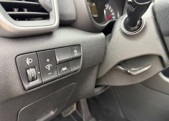 Vehicle image 14 Vehicle image 14