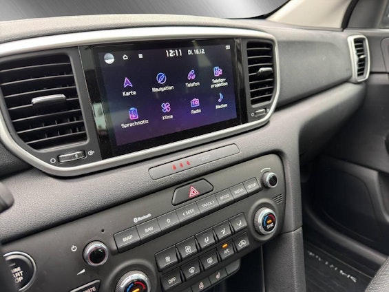 Vehicle image 15 Vehicle image 15