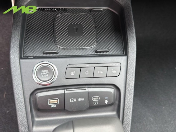 Vehicle image 11 Vehicle image 11