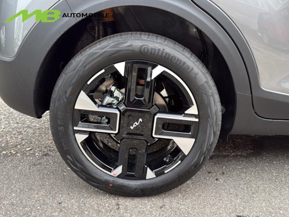 Vehicle image 7 Vehicle image 7