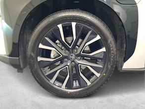 https://vehicle.imgix.net/4124645/4cec02dd-0409-427b-9734-67cad25ae99e.jpg