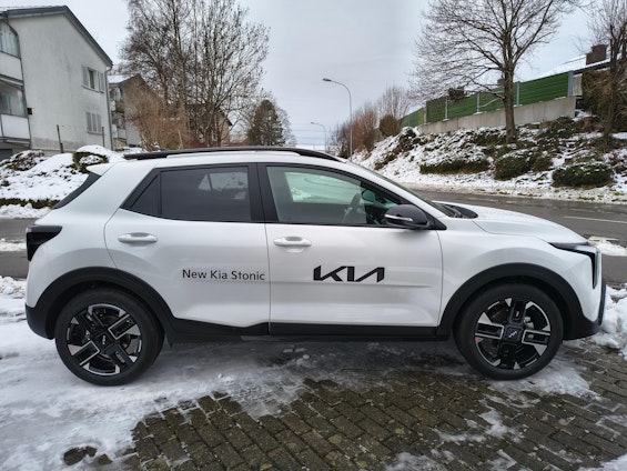 Vehicle image 2 Vehicle image 2