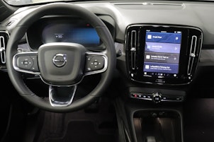 Vehicle image VOLVO XC40 E80 Plus