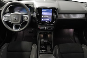 Vehicle image VOLVO XC40 E80 Plus