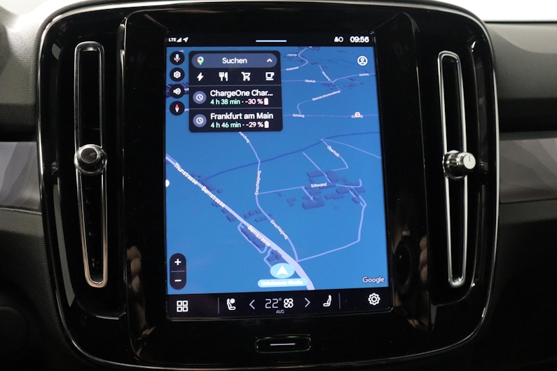 Vehicle image VOLVO XC40