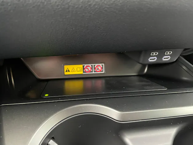 Lexus UX 300h F-Line