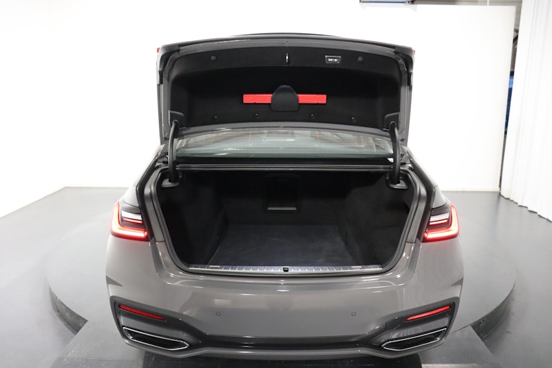 Vehicle image BMW 7 SERIES