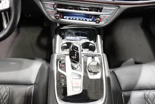 BMW 730d xDrive SAG