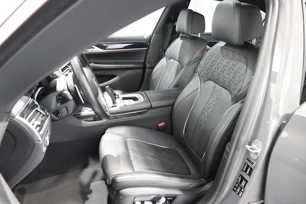 BMW 730d xDrive SAG