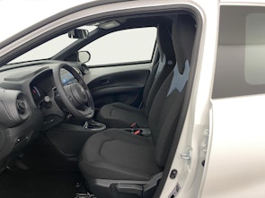 immagine del veicolo TOYOTA Aygo X 1.5 VVT-i HSD Comfort