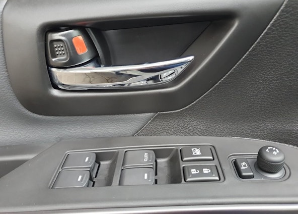 Vehicle image 15 Vehicle image 15