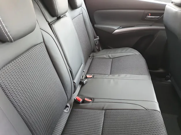 Suzuki S-Cross 1.5 Compact Top Hybrid 4x4