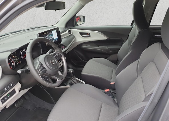 Vehicle image 8 Vehicle image 8