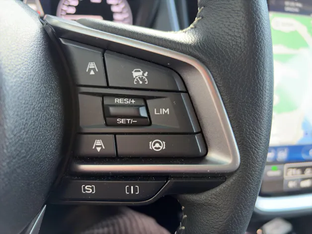 Subaru Crosstrek 2.0i e-Boxer Swiss Plus