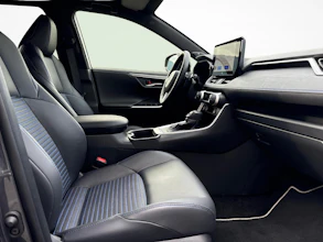 https://vehicle.imgix.net/4124755/569c2540-a54c-462a-b7e6-cce3a6ab8b31.jpg