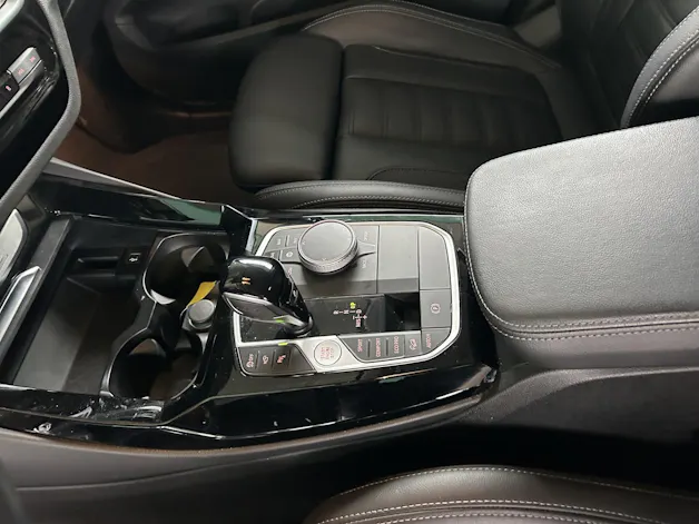 BMW X3 20d xDrive paddles