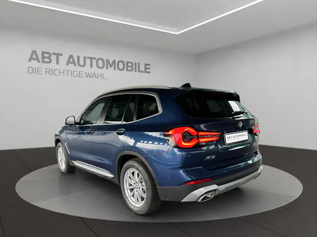 BMW X3 20d xDrive paddles