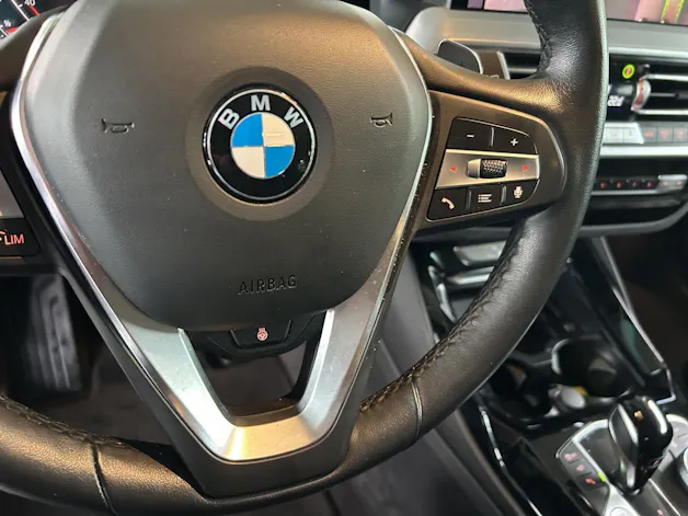 BMW X3 20d xDrive paddles