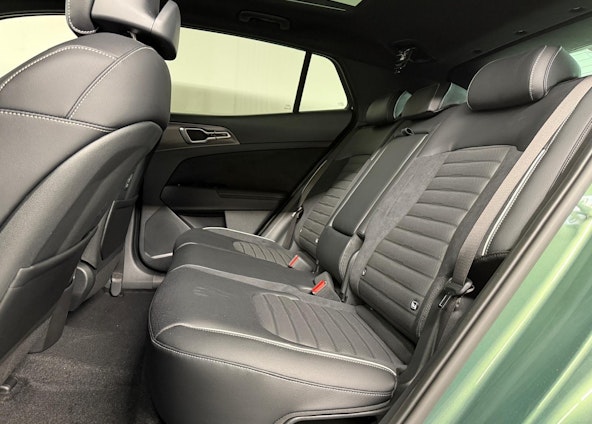 Vehicle image 10 Vehicle image 10